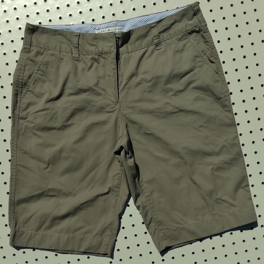 Tommy Hilfiger Women's shorts size 10